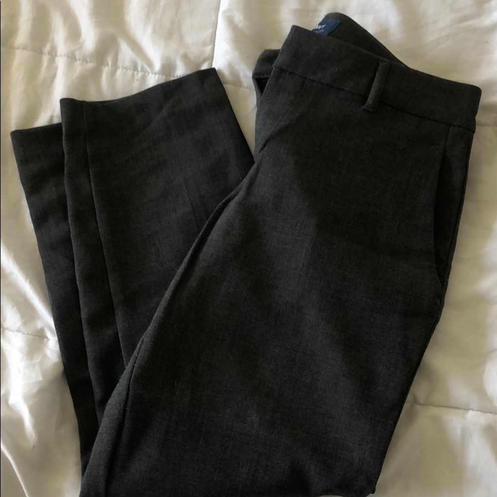 Mid-rise gray dress pants